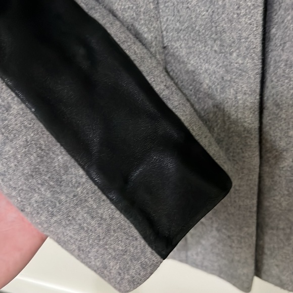 DANIER Wool and Leather Coat - Picture 2 of 6